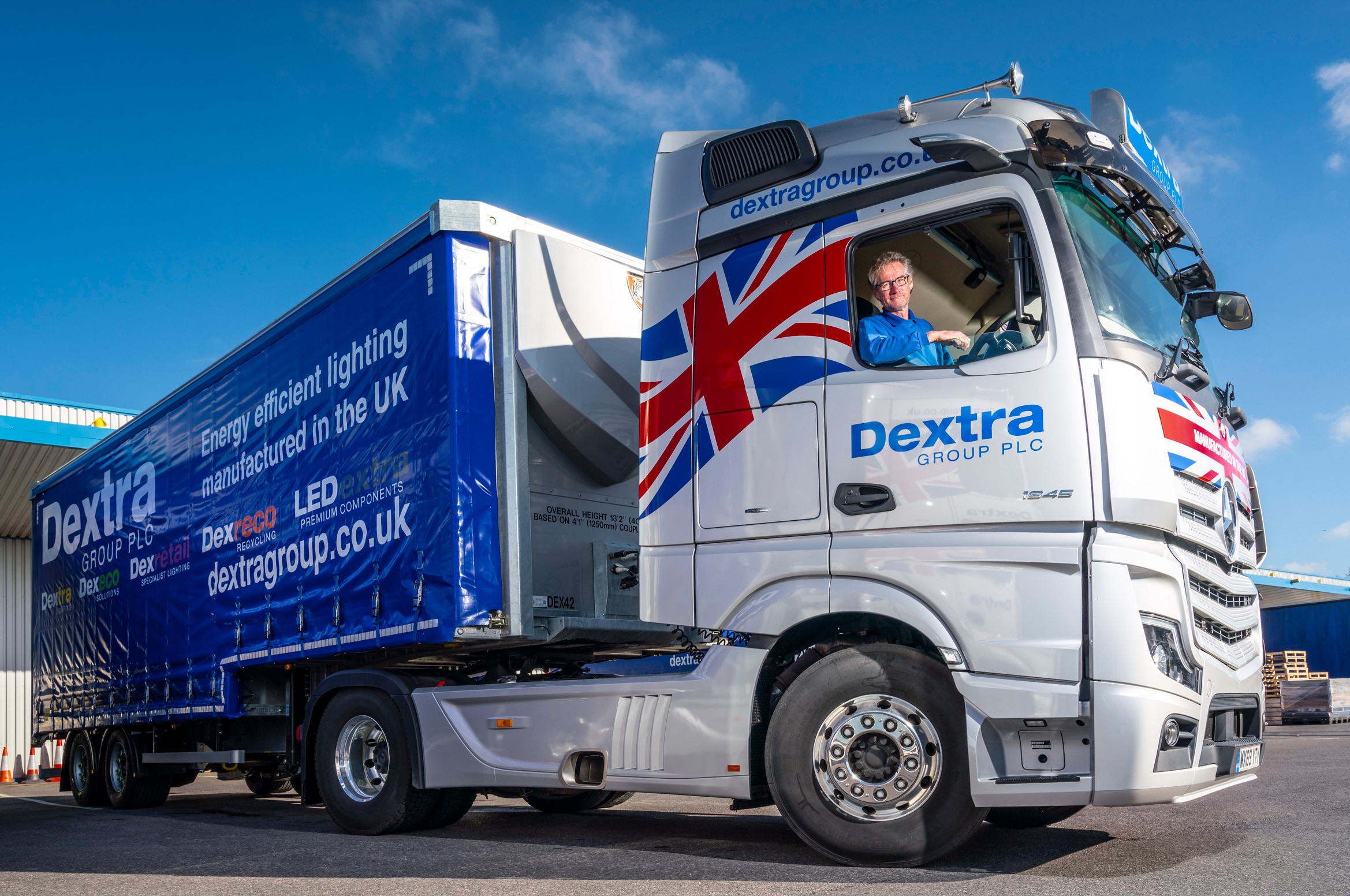 Dextra Group plc shines a light on Active Drive Assist from Mercedes ...