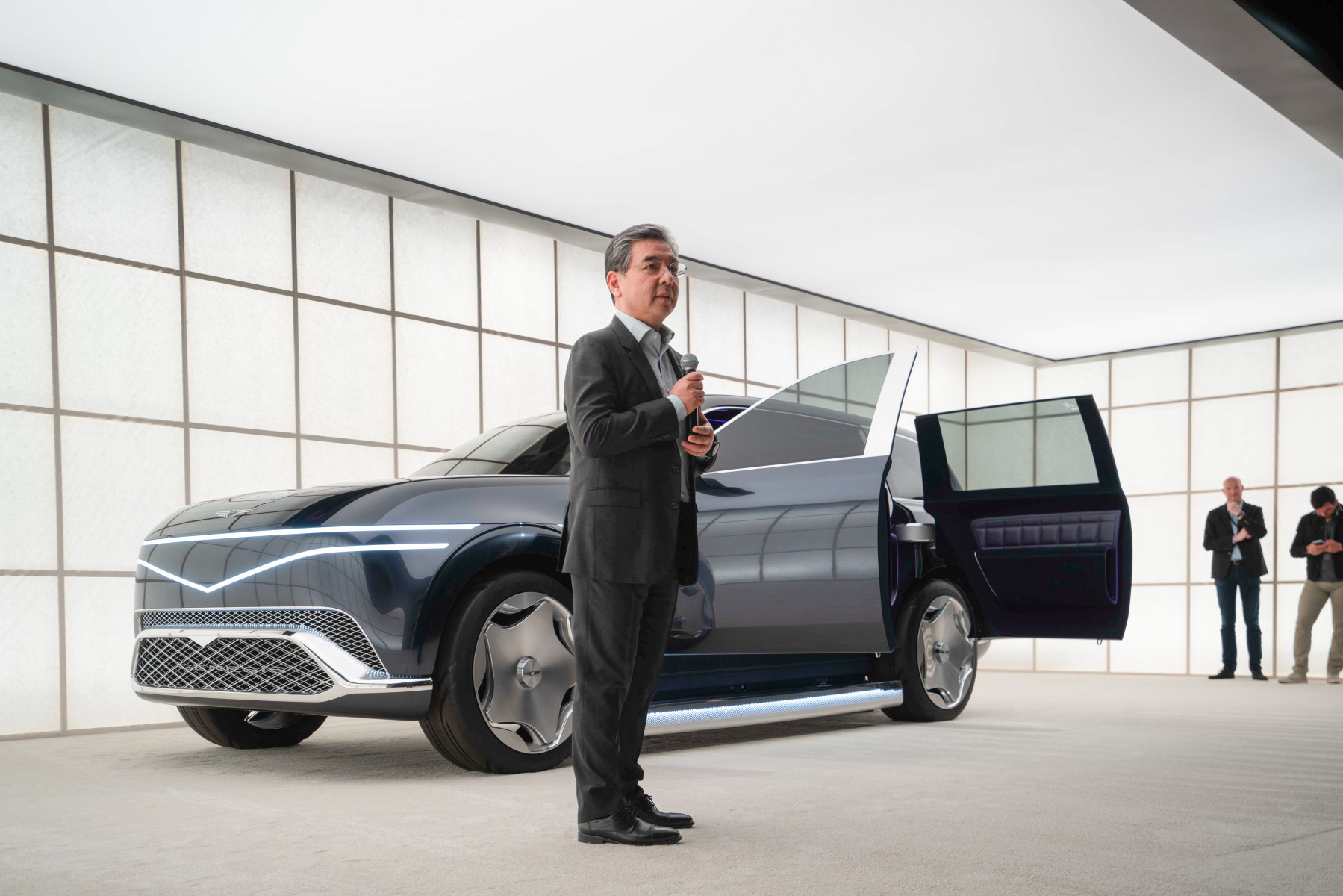 네오룬 콘셉트 발표 현장 이미지