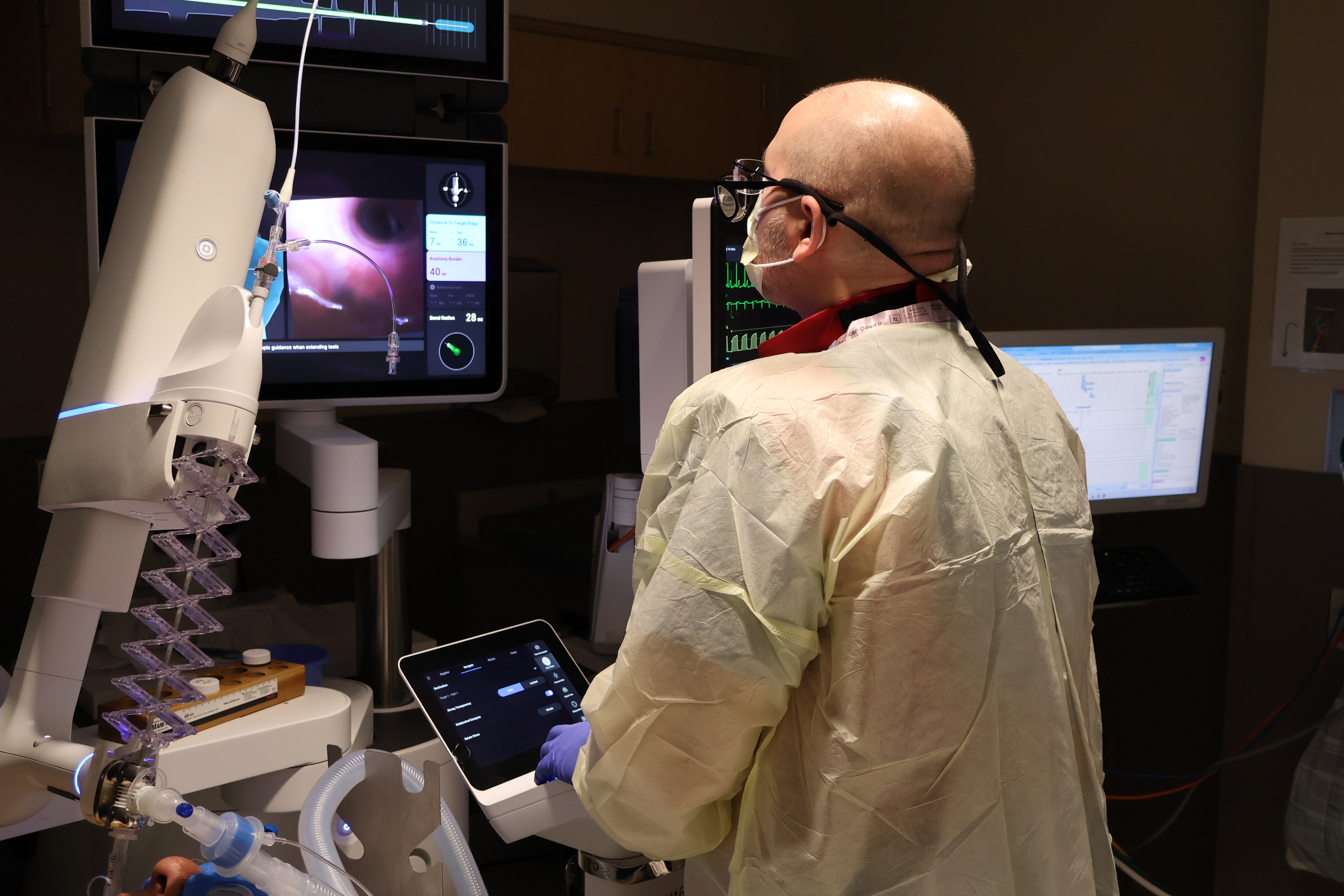 Ion robotic bronchoscopy system debuts at UCHealth Parkview