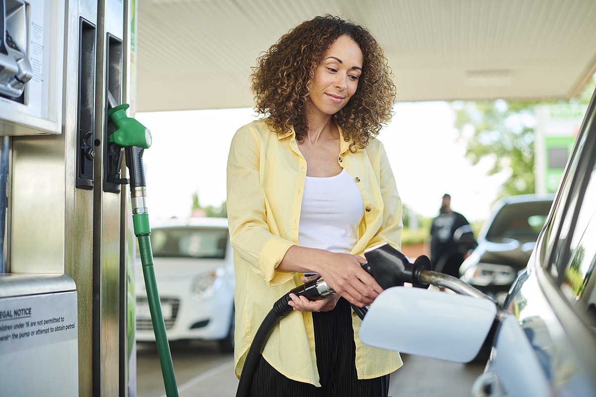 TN Gas Prices Fall Three Cents