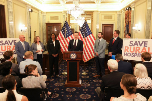 Sen. Hawley Introduces Rural Hospital Emergency Room Funding Bill