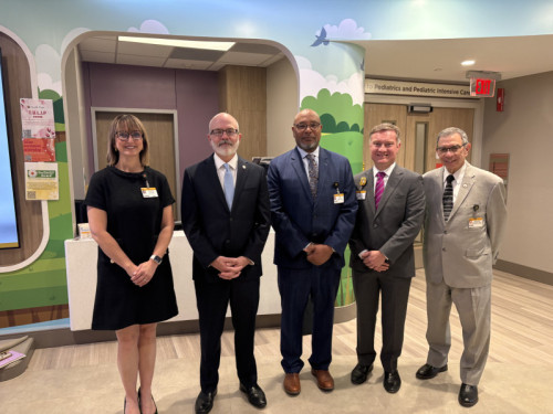 HHS Regional Director Kahrs Visits Missouri Hospitals During National Hospital Week