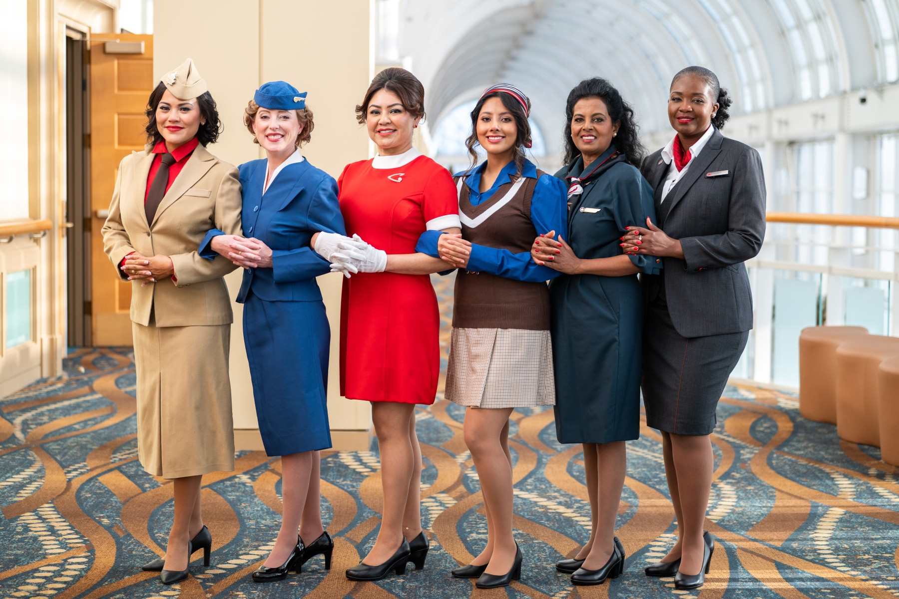 2025-09-09_Apex-Vintage-Flight-Attendant-Fashion-Show_LAX_Z81_1098