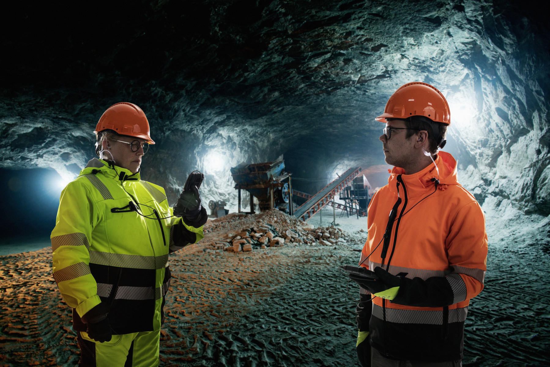 Giao tiếp nhóm Nokia được hỗ trợ bởi các thiết bị cầm tay và phụ kiện Nokia Industrial 5G tỷ lệ kèo góc nhà cáiắc tỷ lệ kèo góc nhà cáiắn. Khai thác mỏ, dưới lòng đất