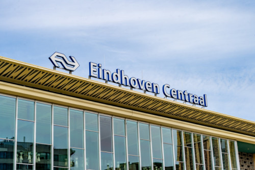Werkzaamheden bij Eindhoven Centraal: minder treinen en weekendlang geen treinen