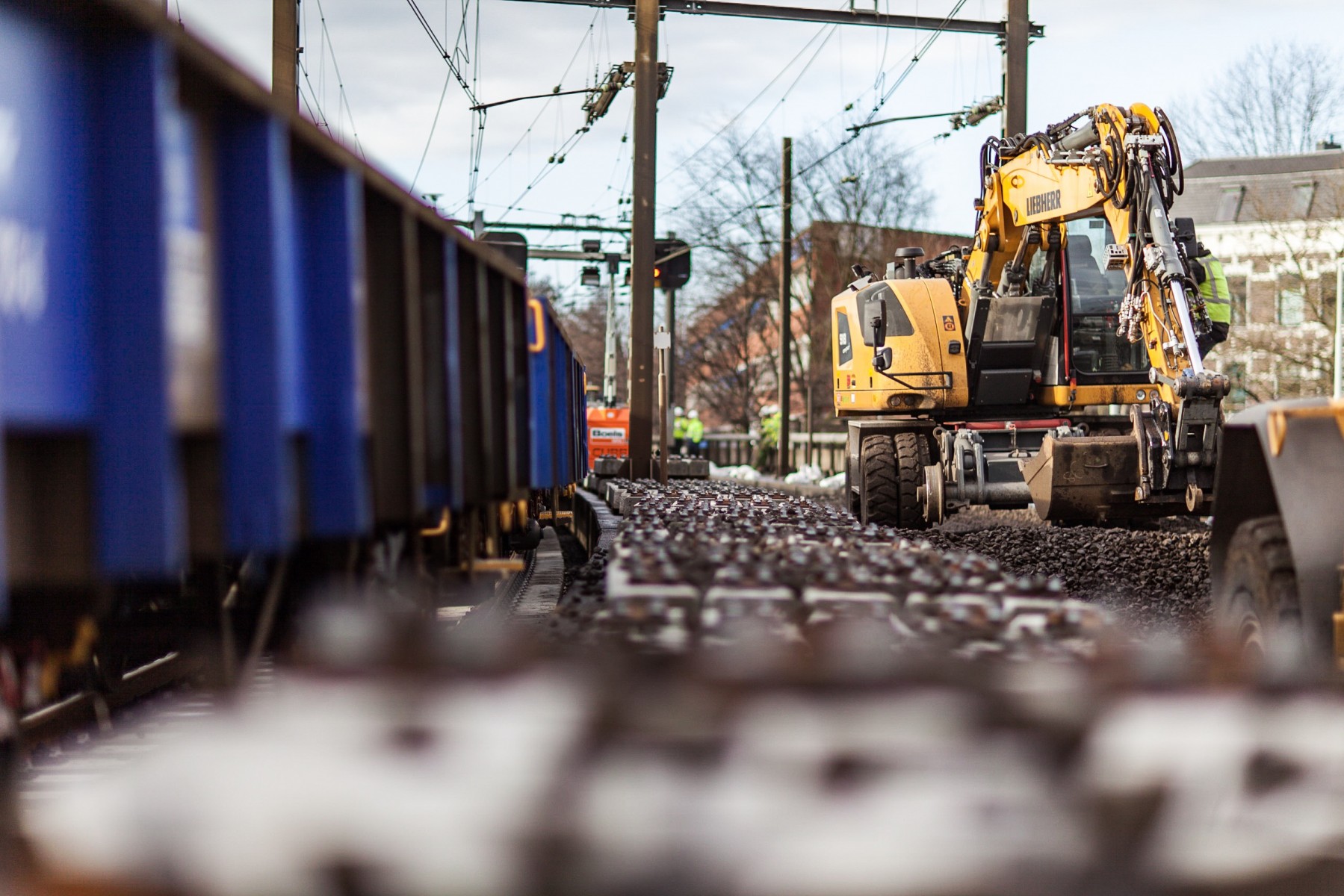 6 dagen beperkt tot geen treinverkeer van, naar en via Amsterdam Sloterdijk