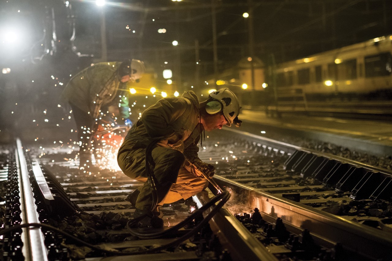 Veel minder treinen rond Schiphol Airport