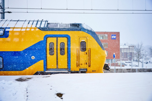 Extra overstap voor reizigers van en naar Groningen, Drenthe en Friesland door winters weer