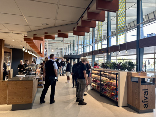 Nieuwe StationsHuiskamer met oude grandeur opent op station Venlo