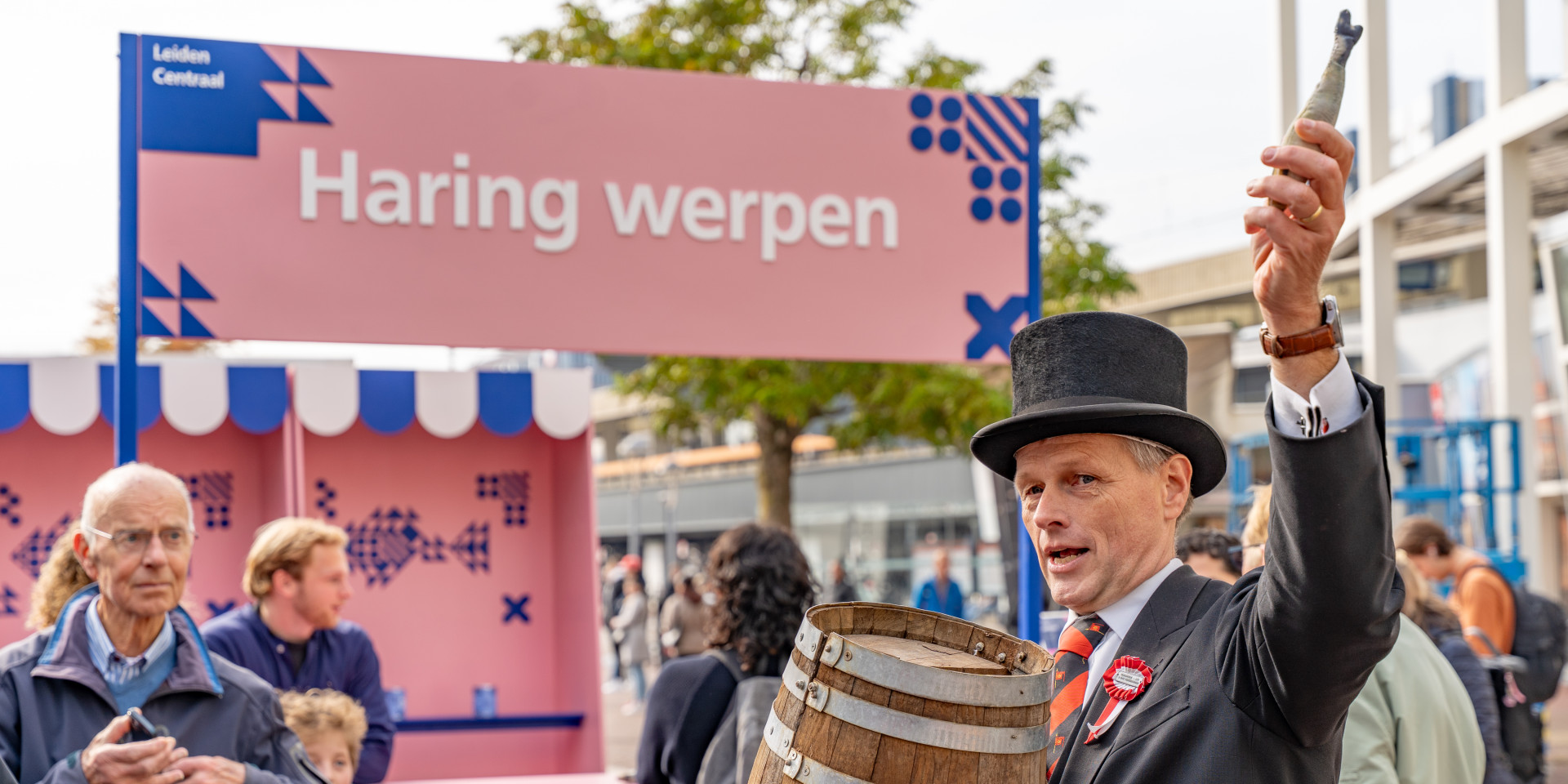 Vliegende haringen en extra (lange) treinen tijdens Leidens Ontzet