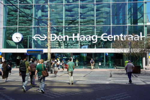 Werkzaamheden bij Den Haag Centraal: minder treinen, omreizen en soms bussen
