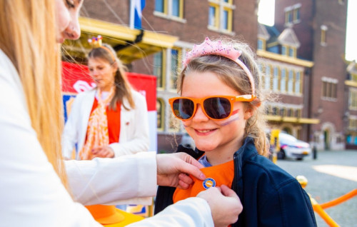Oranjedienstregeling voor feestvierders naar Koningsdag-evenementen