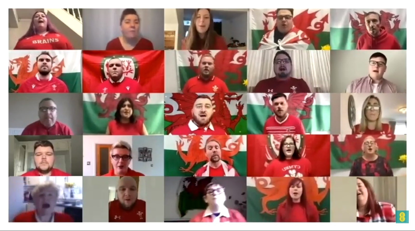 EE Merthyr Tydfil contact centre choir reunites to perform 'Yma o Hyd