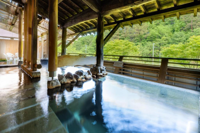 新安比温泉 静流閣（岩手県八幡平市）