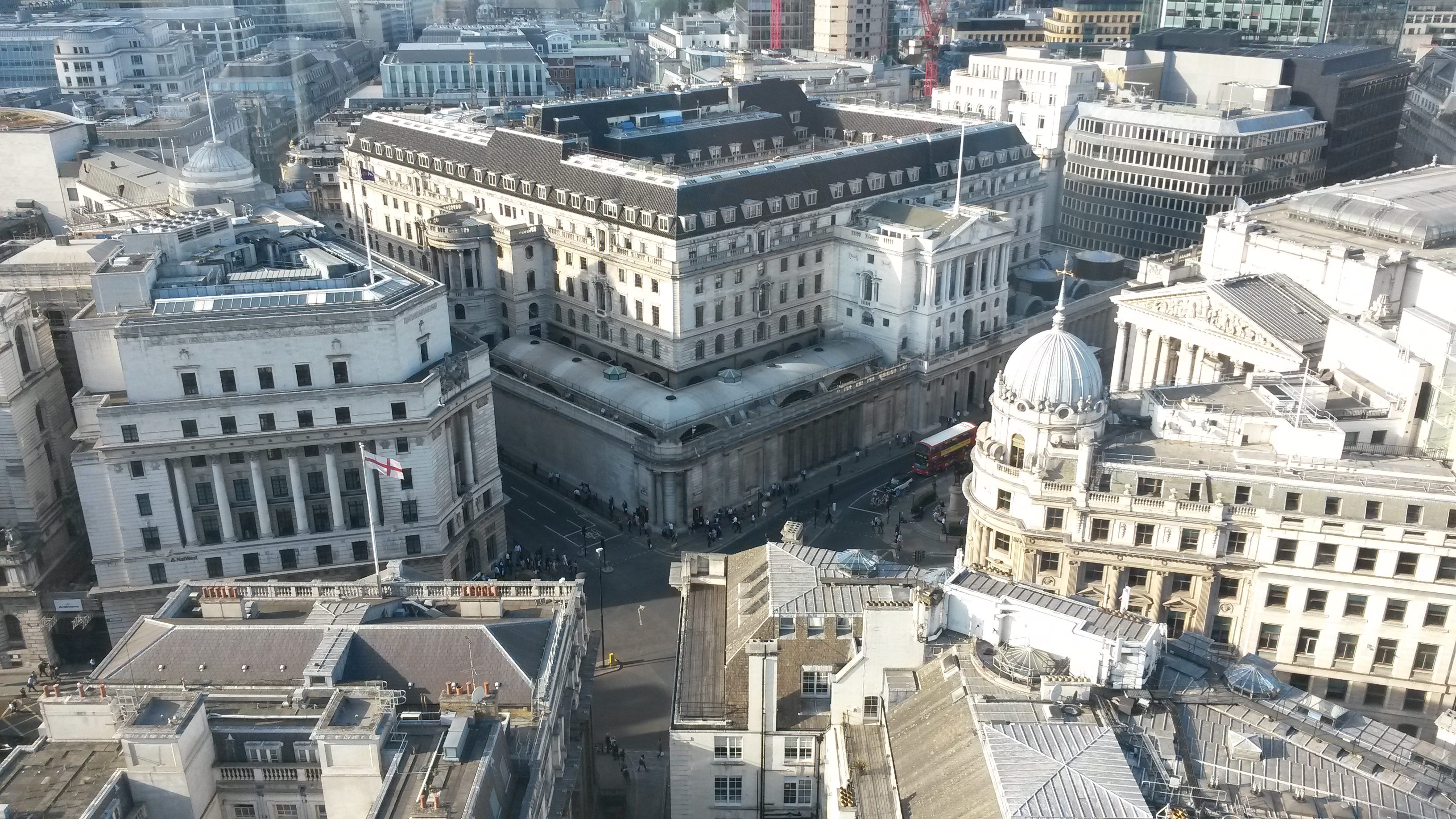 City of London Corporation votes to make safety scheme at London’s Bank ...