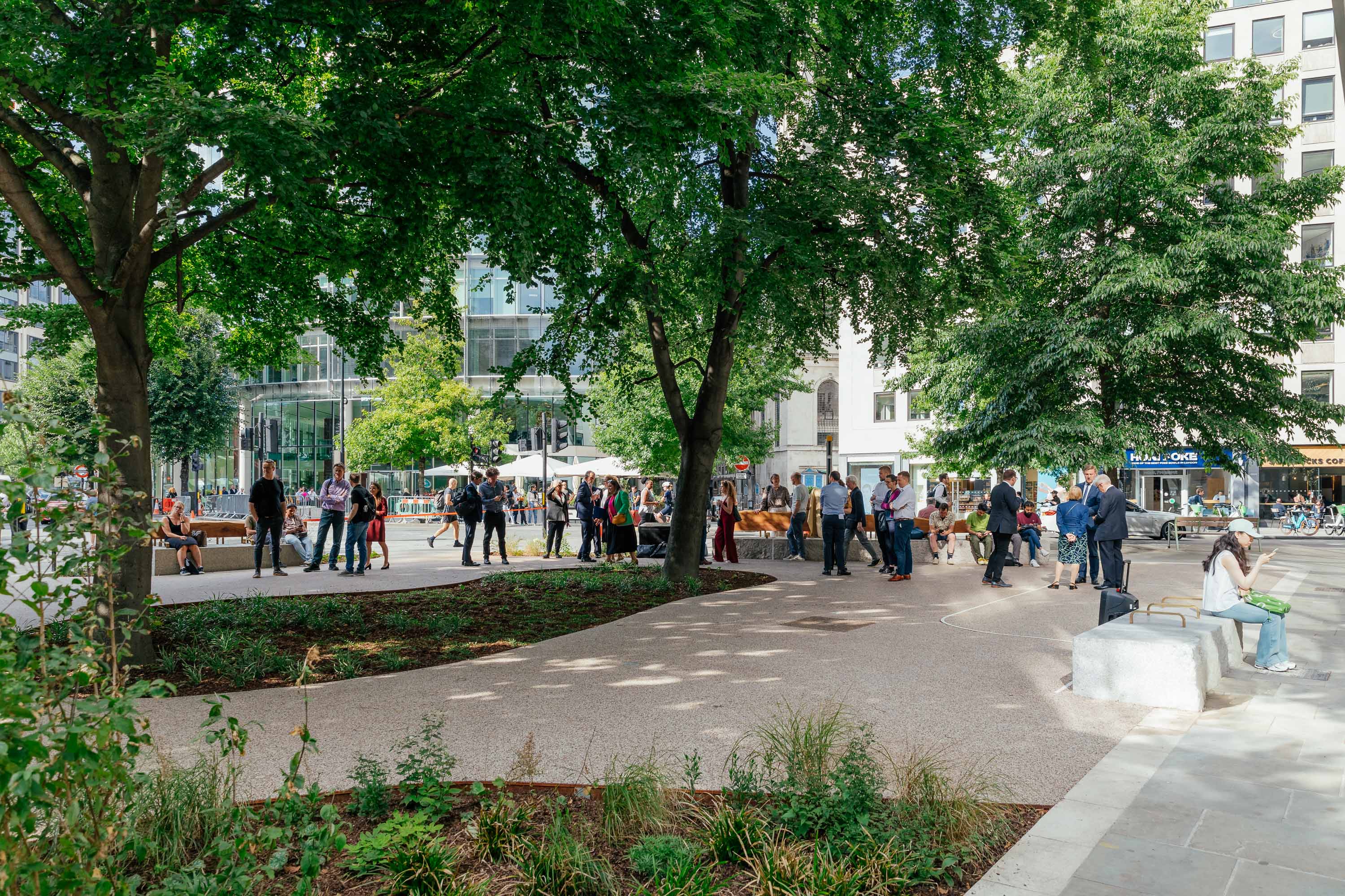 City of London Corporation opens new public garden at junction of ...